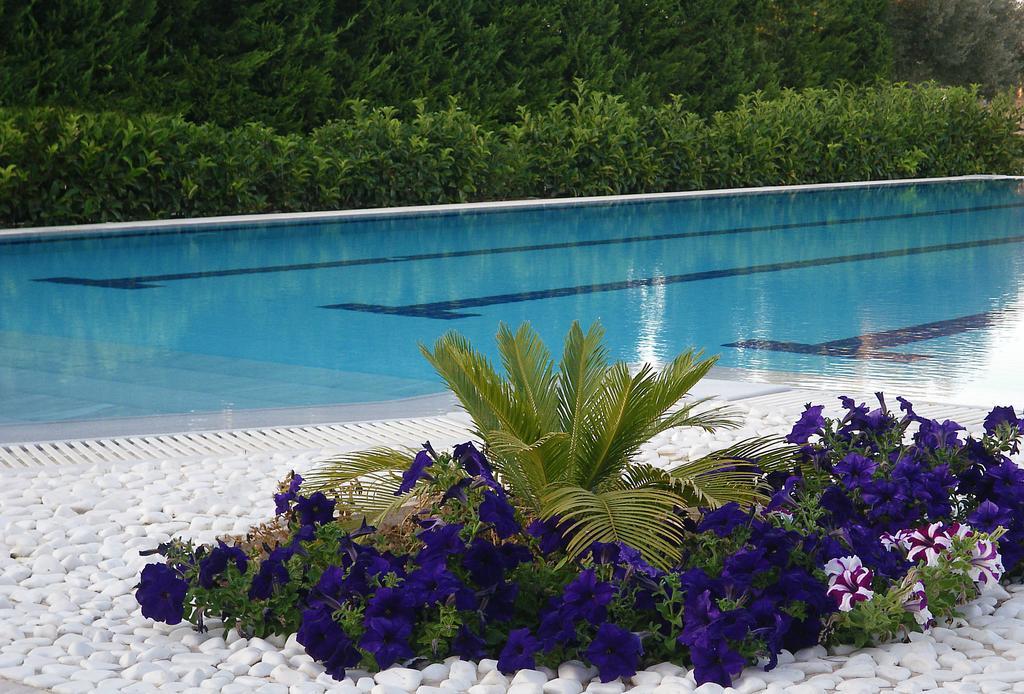 Cosmos Resort Каламос Екстер'єр фото
